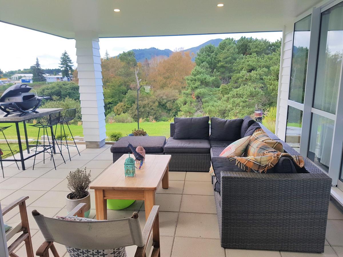 Villa House In The Heights Lago Lago Taupo Exterior foto